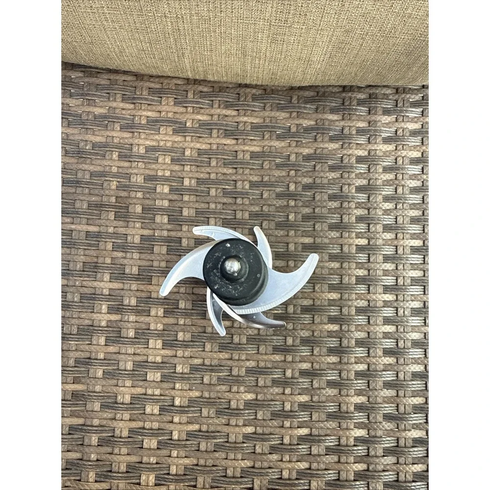 Ninja Professional 1000w Blender Replacement Blade  Only - BL610 30  Preowned